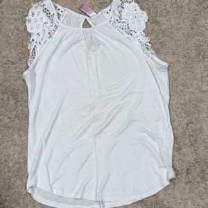 No Boundaries White Lace Short Sleeve Top